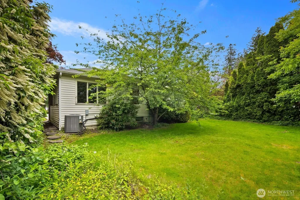 295 NE Alder Street Issaquah WA 98027