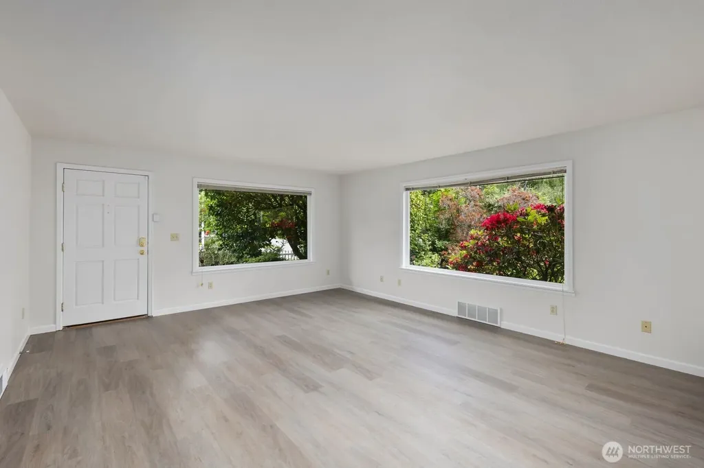 295 NE Alder Street Issaquah WA 98027