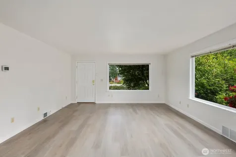 295 NE Alder Street Issaquah WA 98027