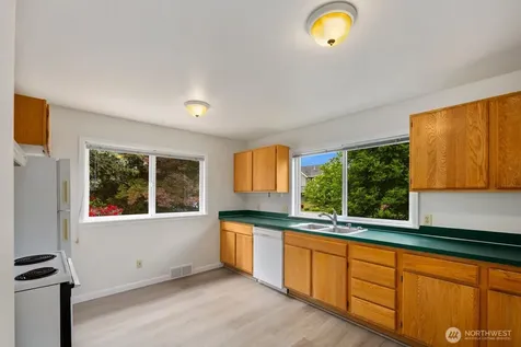 295 NE Alder Street Issaquah WA 98027