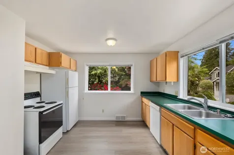 295 NE Alder Street Issaquah WA 98027