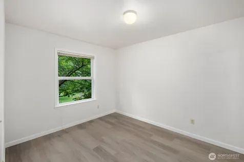295 NE Alder Street Issaquah WA 98027