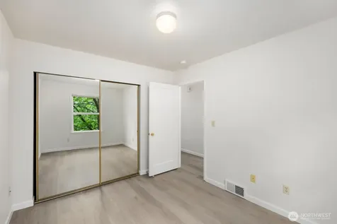 295 NE Alder Street Issaquah WA 98027