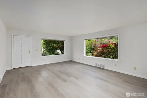 295 NE Alder Street Issaquah WA 98027