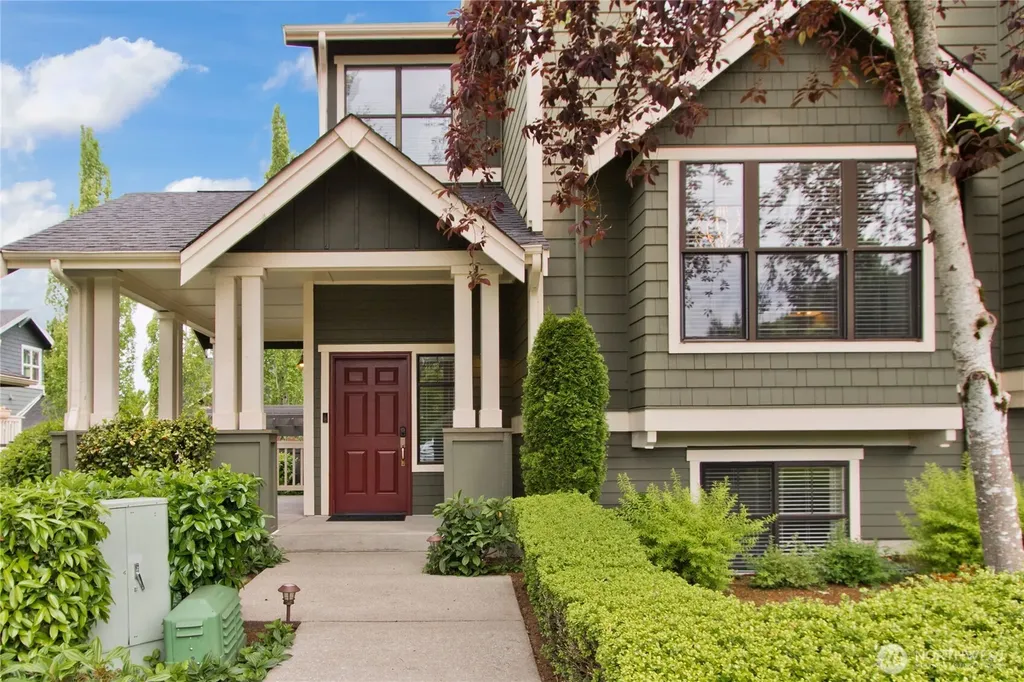 1843 NE Kenyon Court Issaquah WA 98029