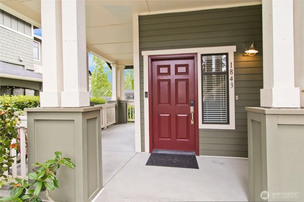 1843 NE Kenyon Court Issaquah WA 98029