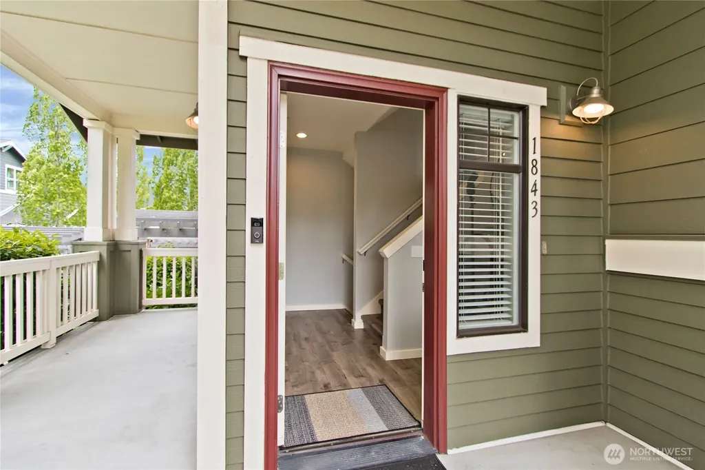 1843 NE Kenyon Court Issaquah WA 98029