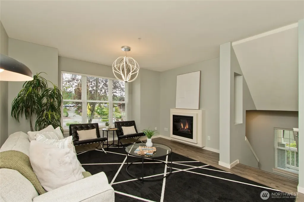 1843 NE Kenyon Court Issaquah WA 98029