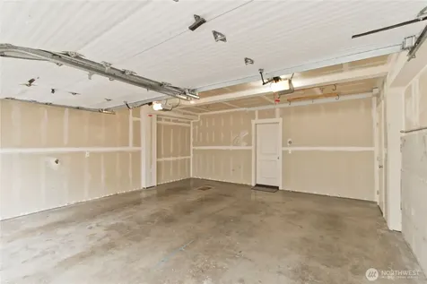 1843 NE Kenyon Court Issaquah WA 98029