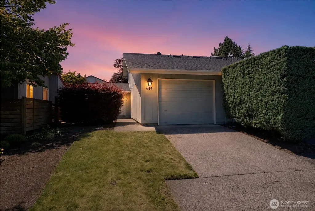 614 SE 130th Vancouver WA 98683