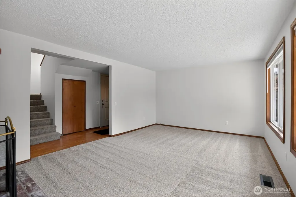 614 SE 130th Vancouver WA 98683