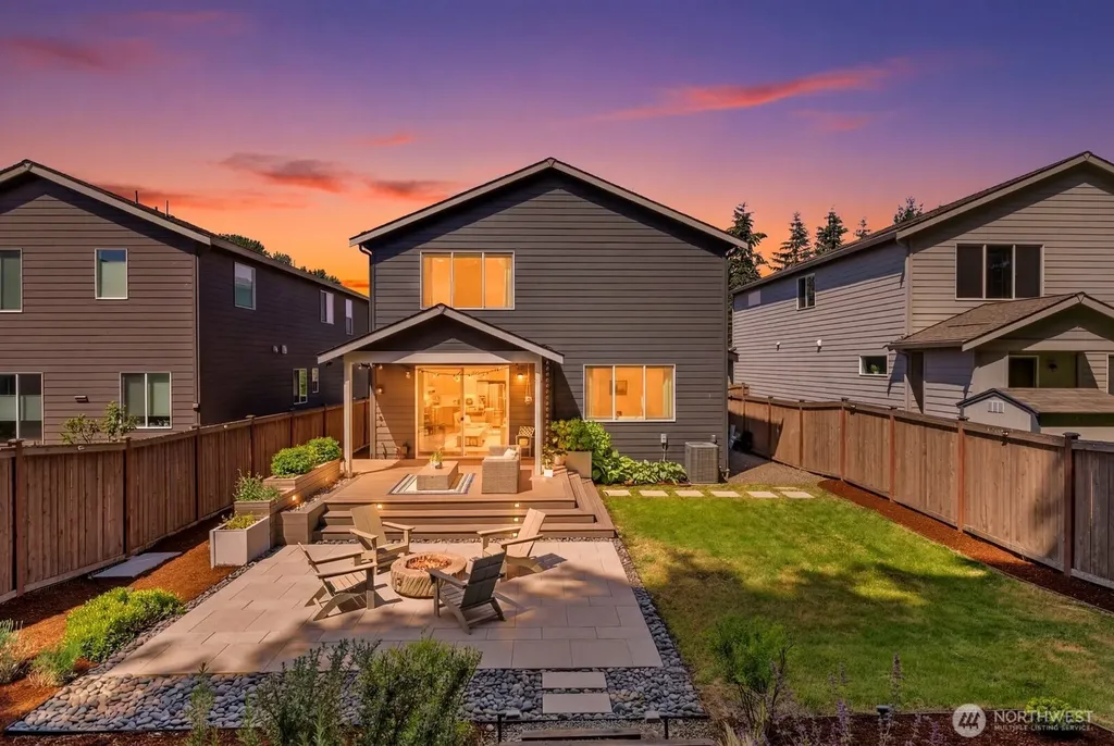 19716 117th Place SE Kent WA 98031