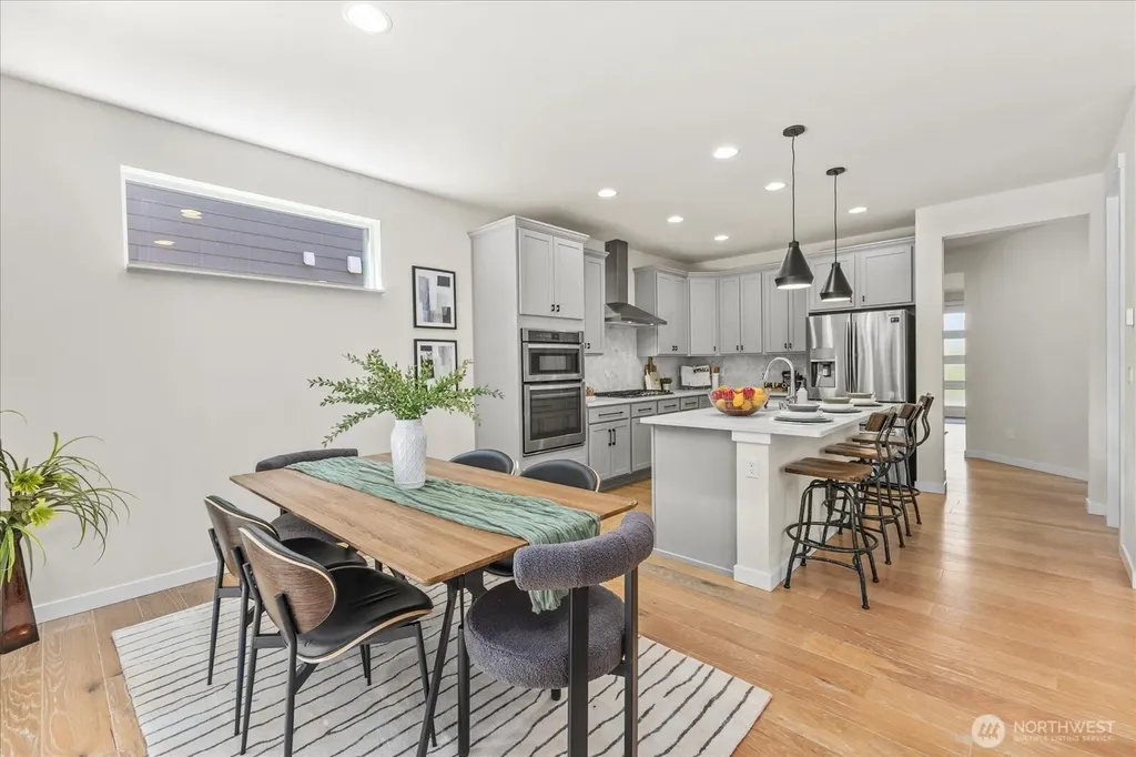 19716 117th Place SE Kent WA 98031