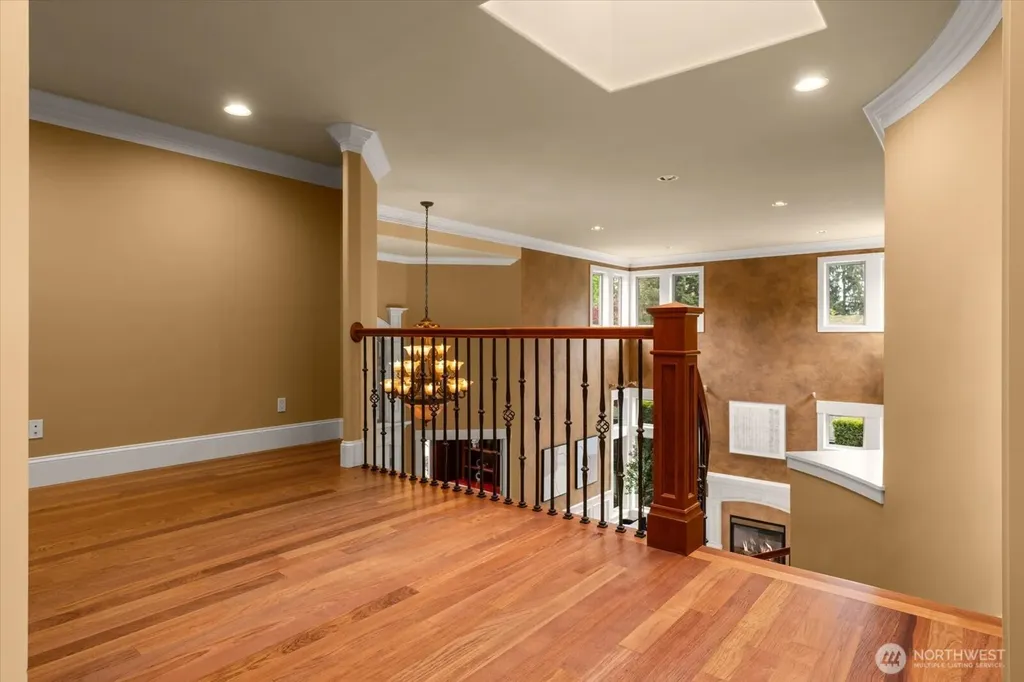 19415 100th Avenue NE Bothell WA 98011