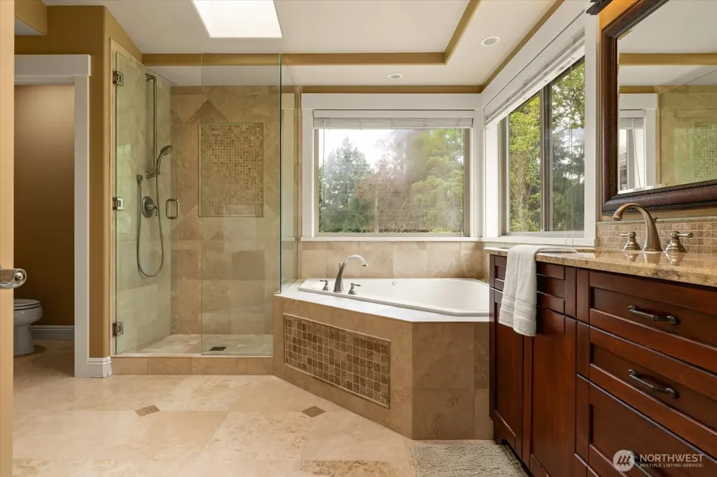 19415 100th Avenue NE Bothell WA 98011