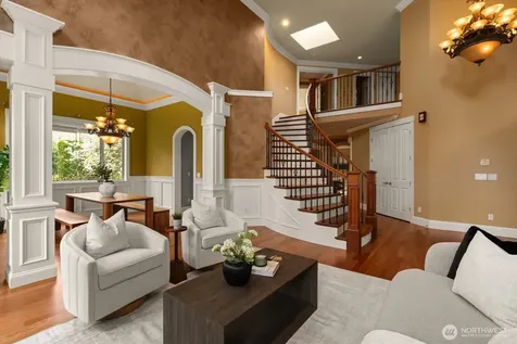 19415 100th Avenue NE Bothell WA 98011