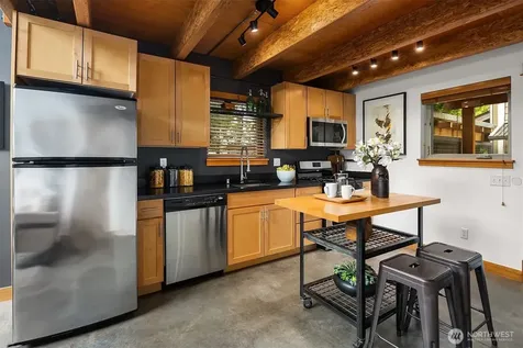 1730 SW Barton Street Seattle WA 98106