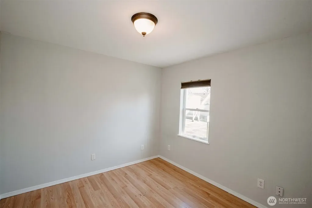 2220 Summit Avenue Everett WA 98201