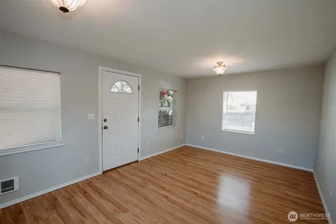 2220 Summit Avenue Everett WA 98201
