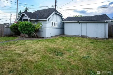 2220 Summit Avenue Everett WA 98201
