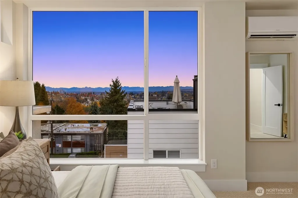 1319 14th Avenue Seattle WA 98144