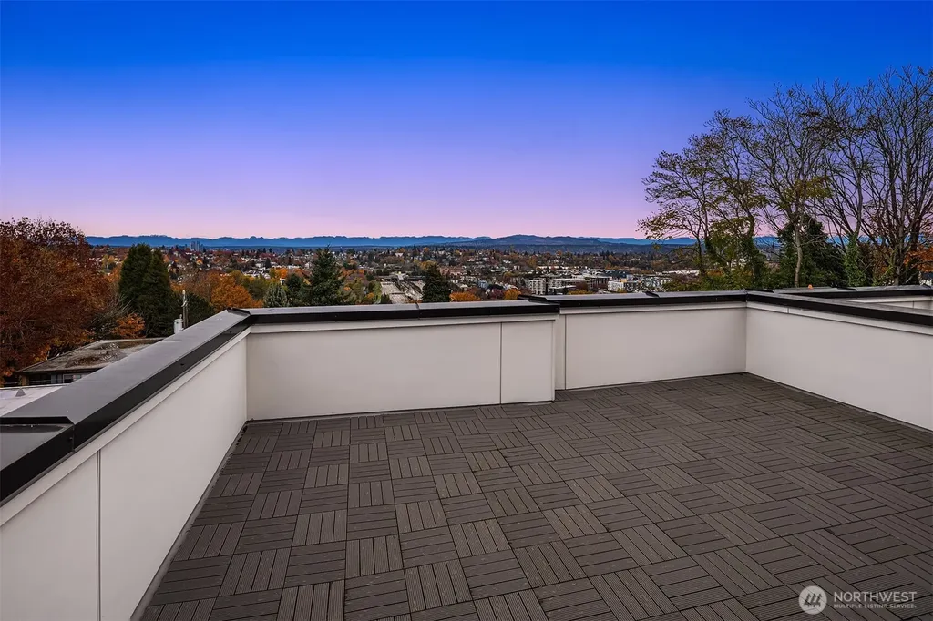 1319 14th Avenue Seattle WA 98144