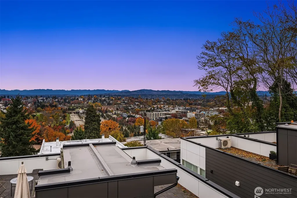 1319 14th Avenue Seattle WA 98144