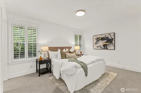 423 Sky Country Way NW Issaquah WA 98027