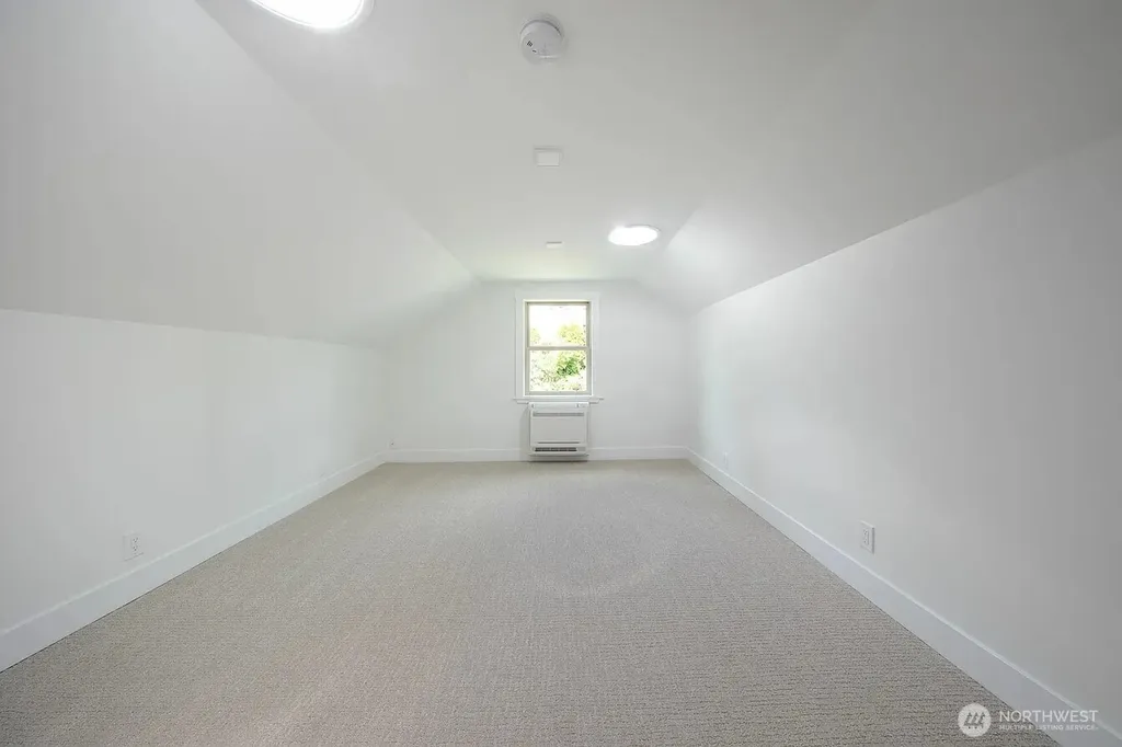 2527 NE 110th Street Seattle WA 98125
