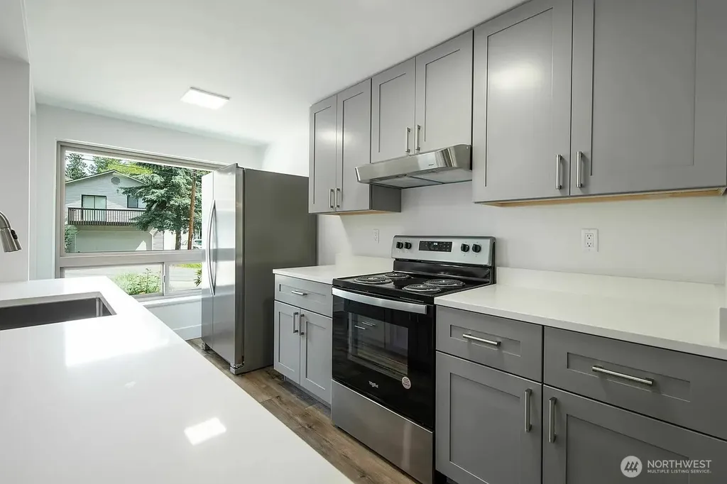 2527 NE 110th Street Seattle WA 98125