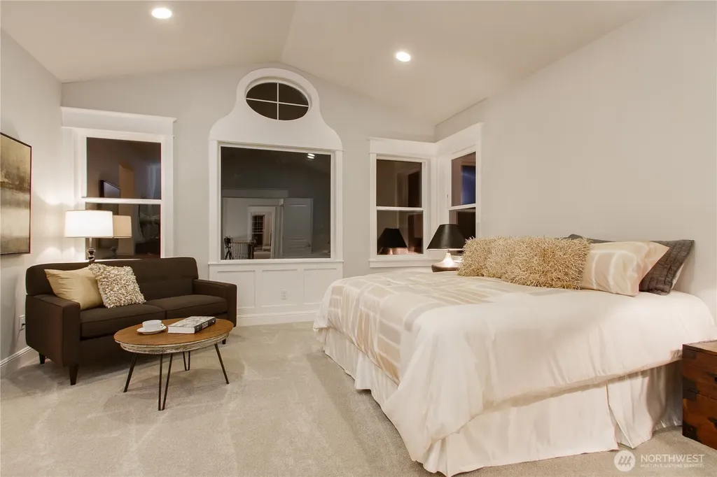 1914 108th Avenue SE Bellevue WA 98004