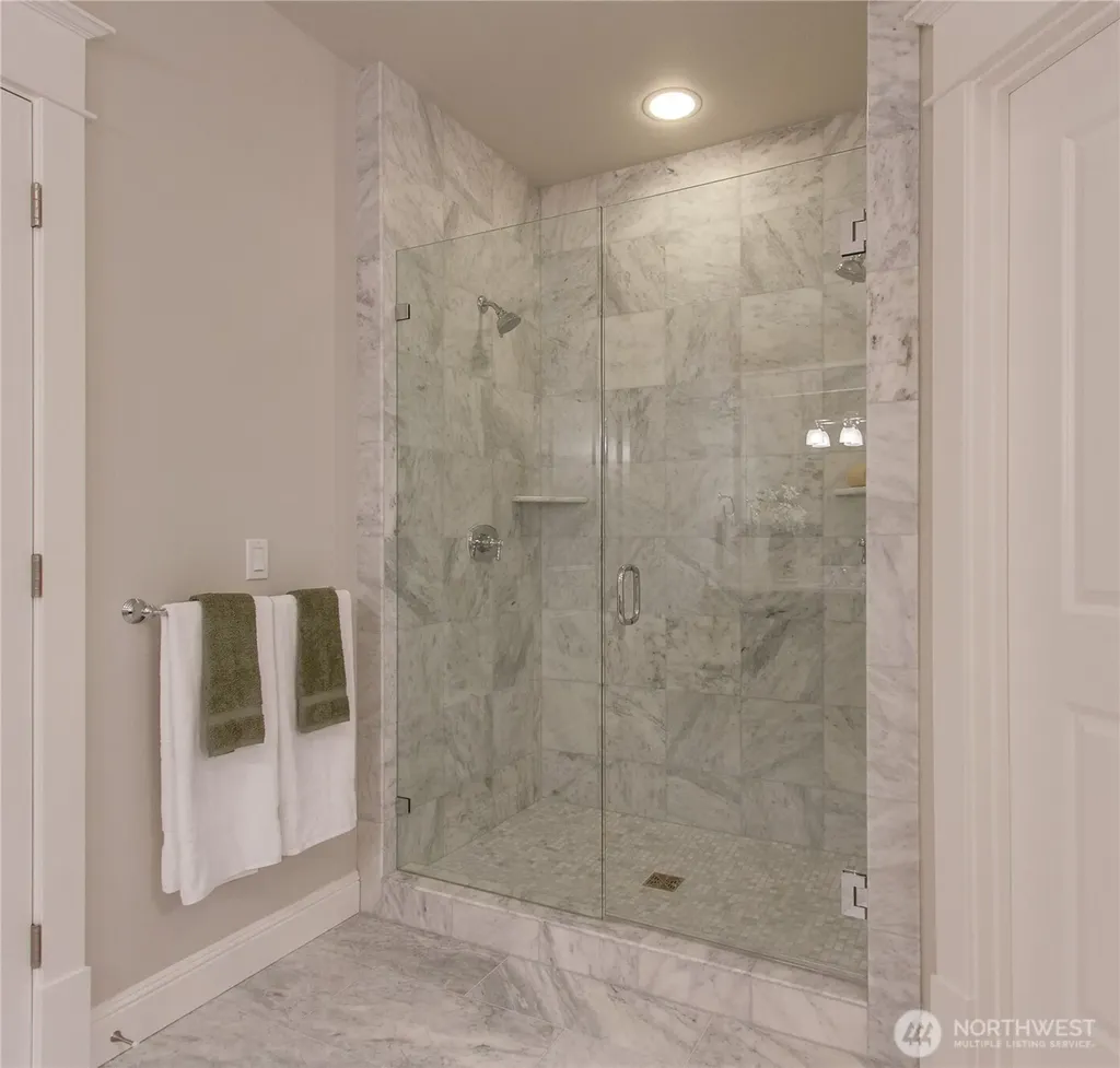 1914 108th Avenue SE Bellevue WA 98004