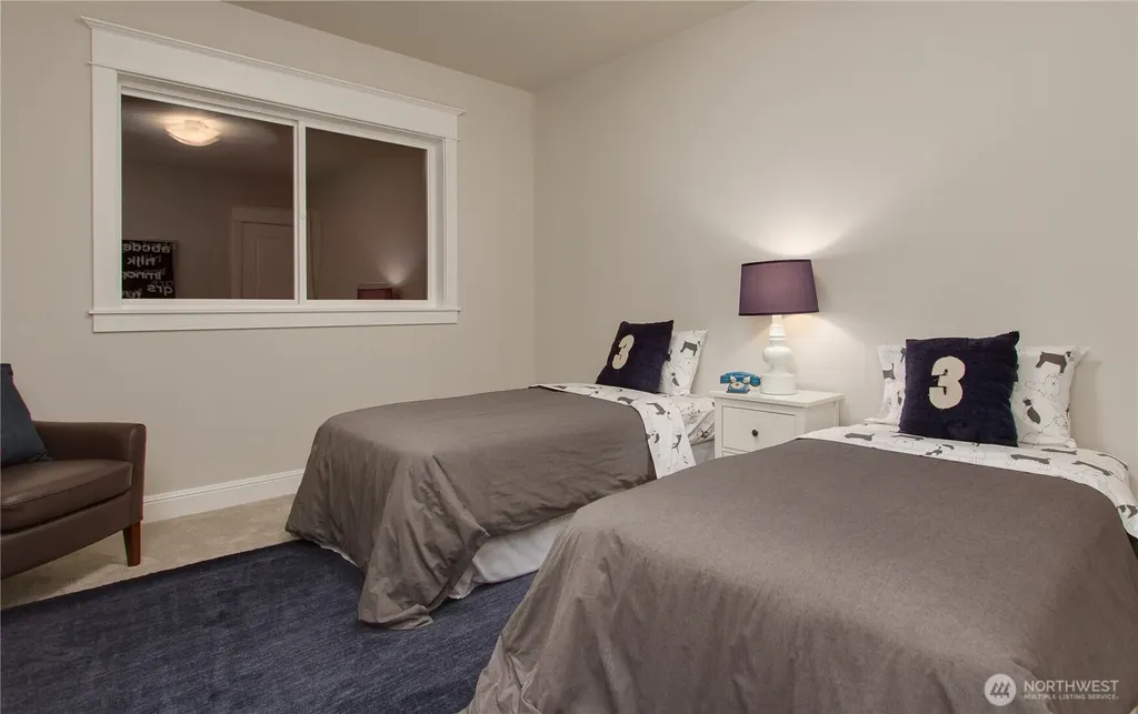 1914 108th Avenue SE Bellevue WA 98004