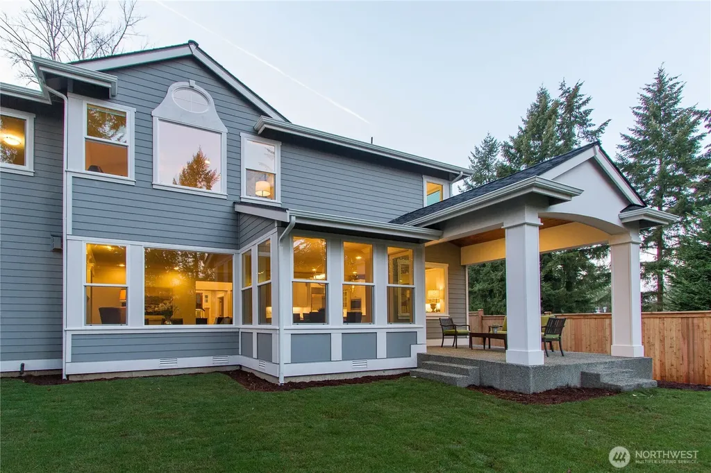 1914 108th Avenue SE Bellevue WA 98004