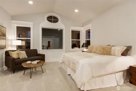 1914 108th Avenue SE Bellevue WA 98004