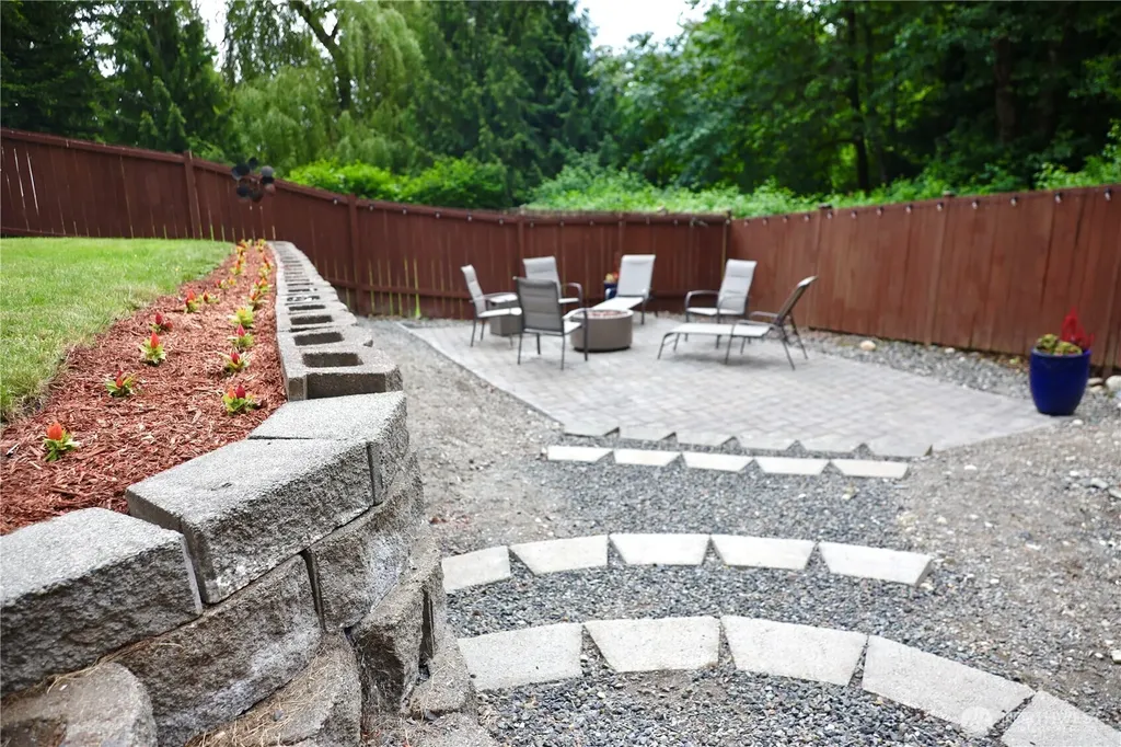12324 36th Street NE Lake Stevens WA 98258