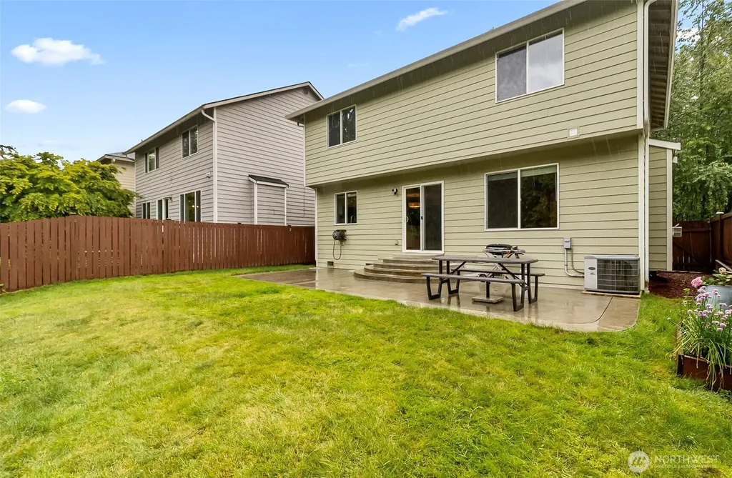 12324 36th Street NE Lake Stevens WA 98258