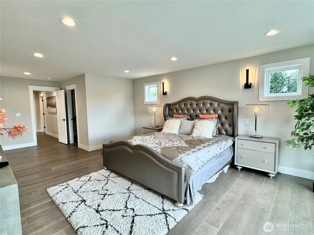 11700 SE 234th Place Kent WA 98031