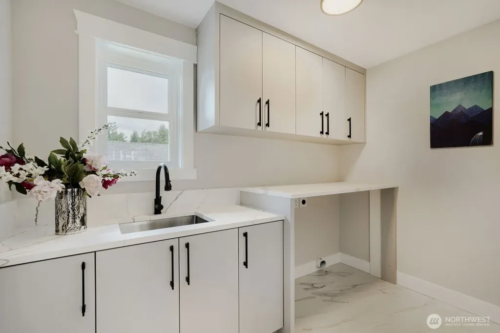 11700 SE 234th Place Kent WA 98031