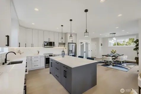 11700 SE 234th Place Kent WA 98031