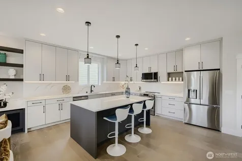 11700 SE 234th Place Kent WA 98031