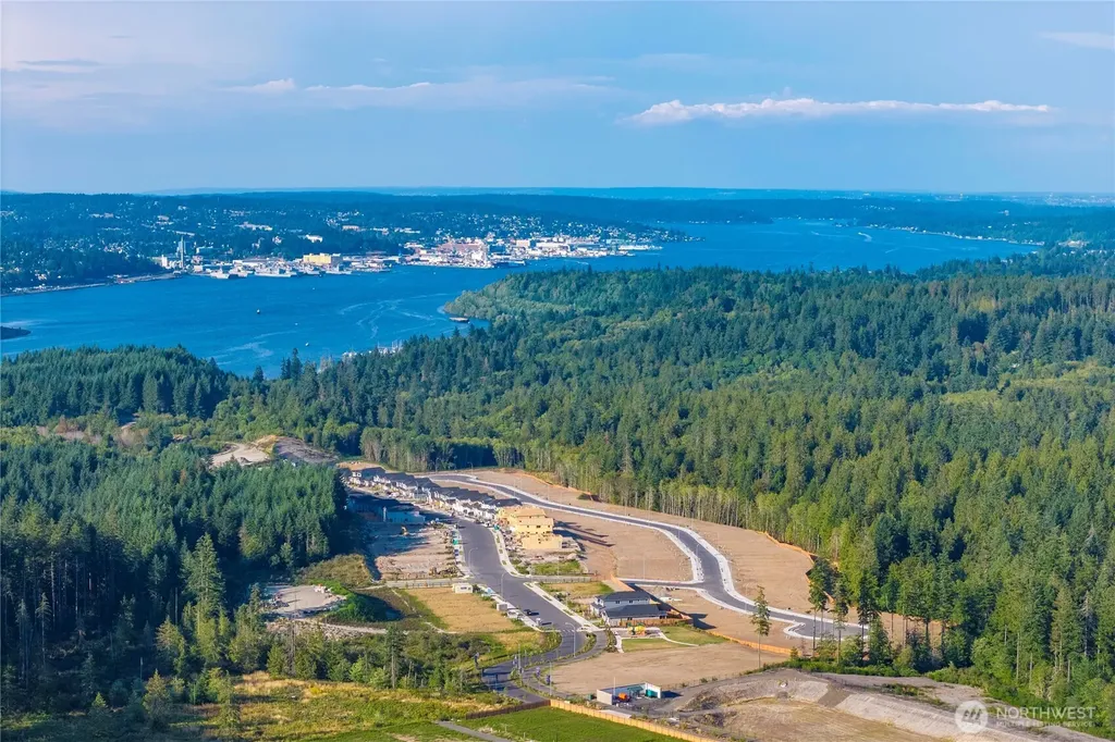 3939 Flat Top Drive Bremerton WA 98312