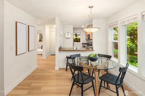 8615 238th Street SW Edmonds WA 98026