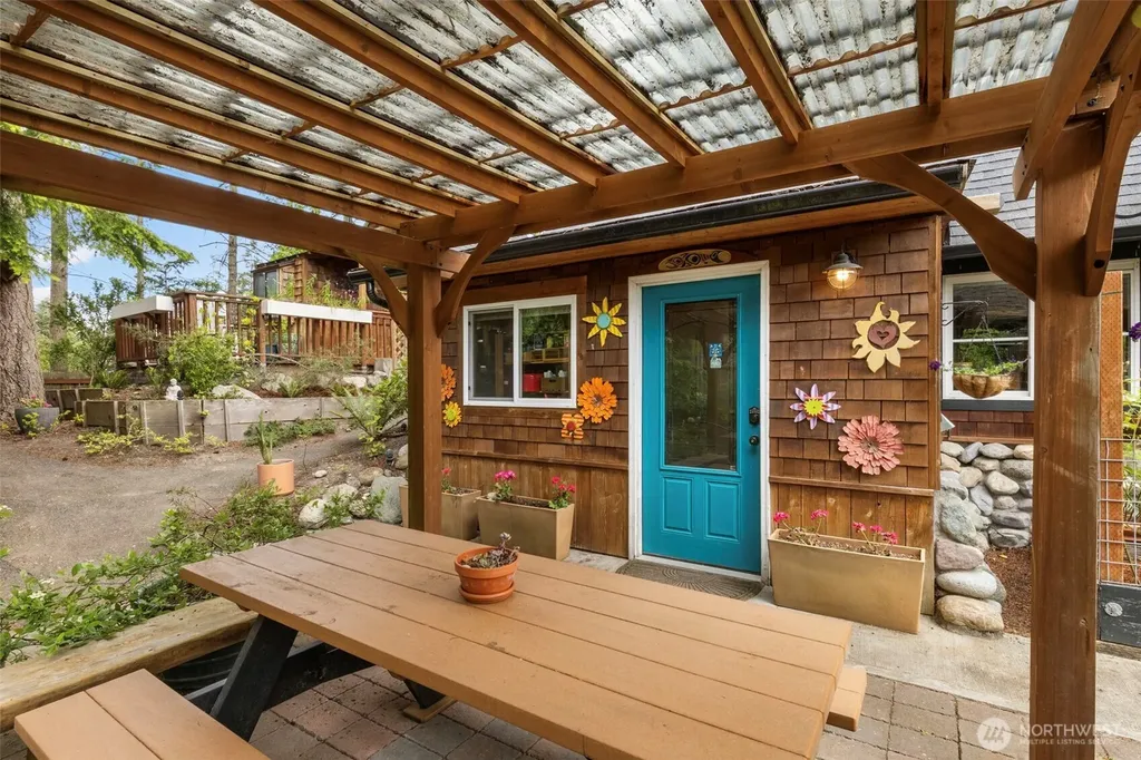 2437 Eddy Street Port Townsend WA 98368