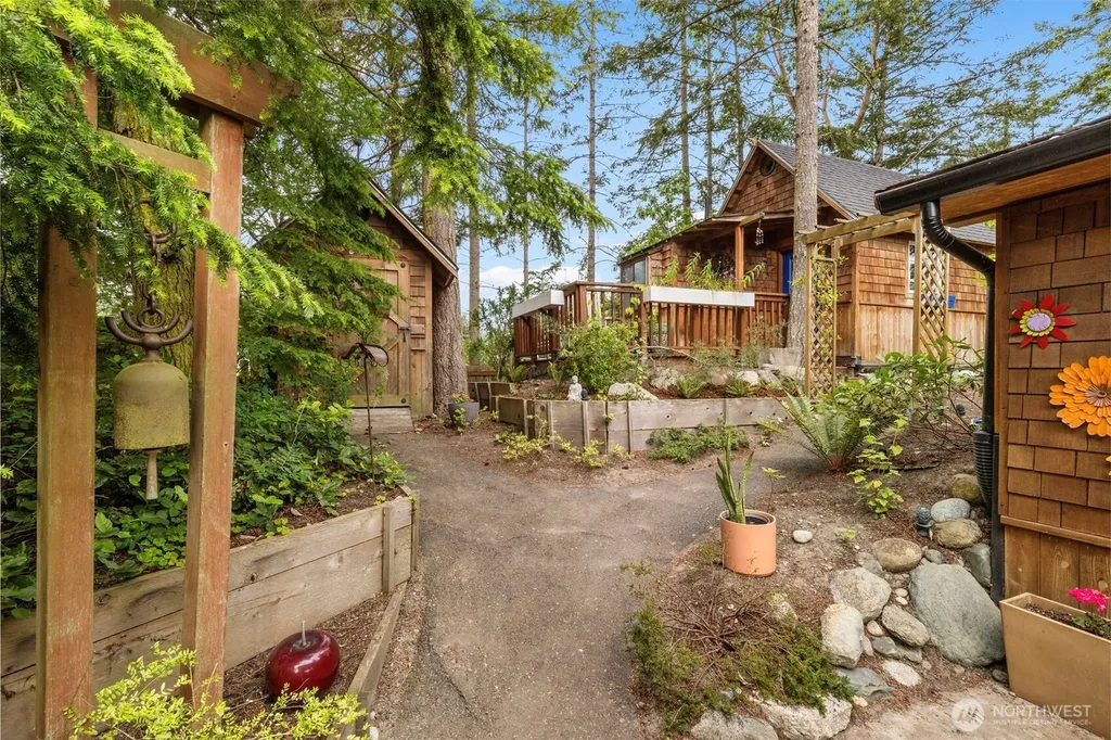2437 Eddy Street Port Townsend WA 98368