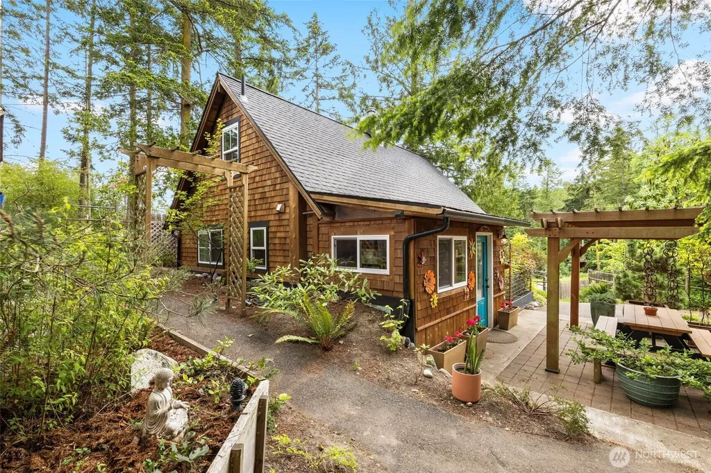 2437 Eddy Street Port Townsend WA 98368