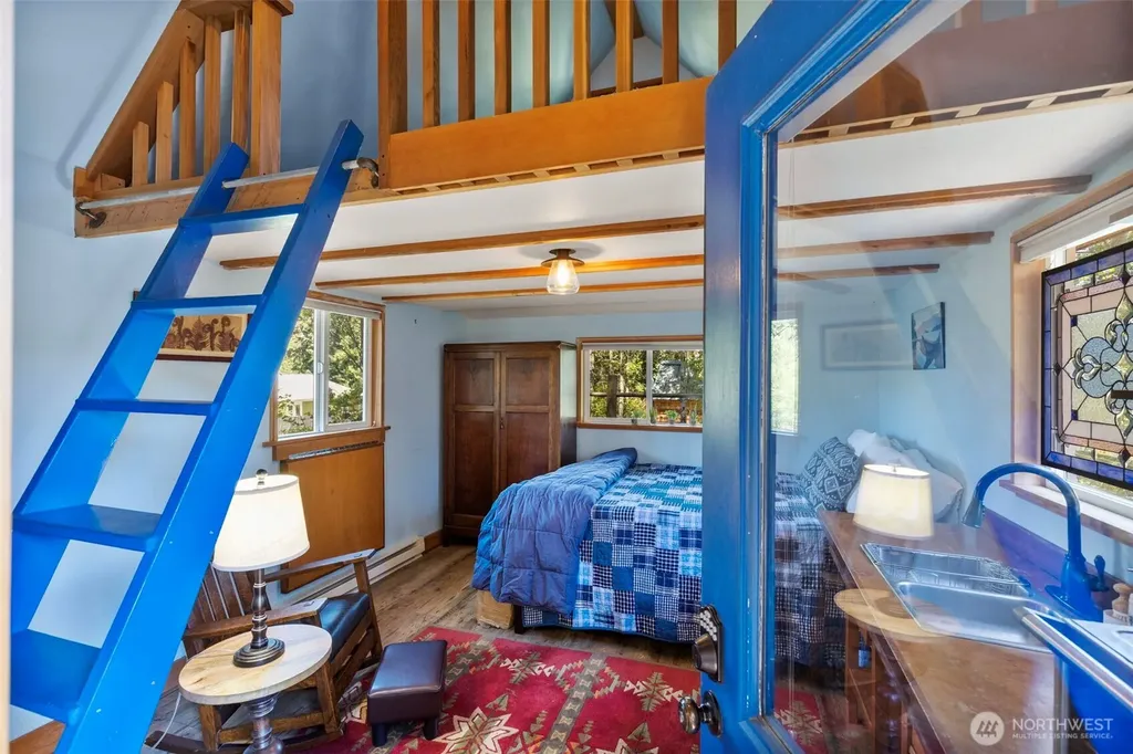 2437 Eddy Street Port Townsend WA 98368