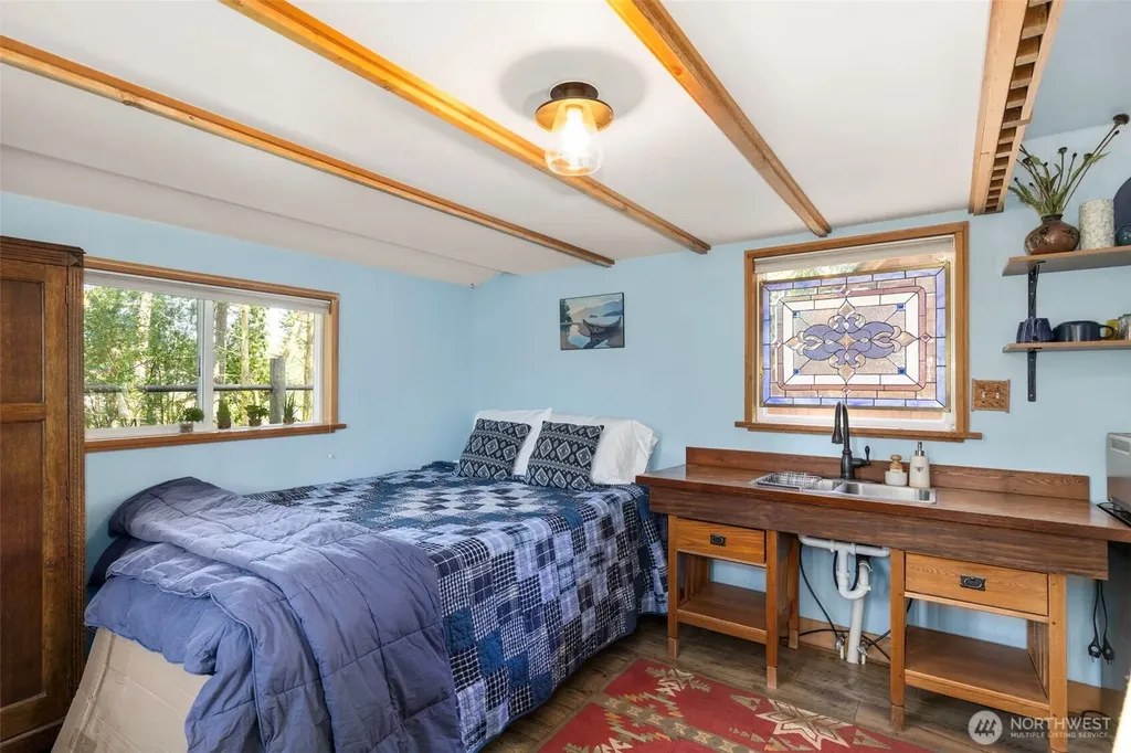 2437 Eddy Street Port Townsend WA 98368