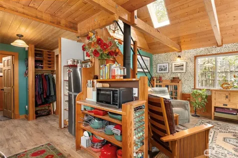 2437 Eddy Street Port Townsend WA 98368