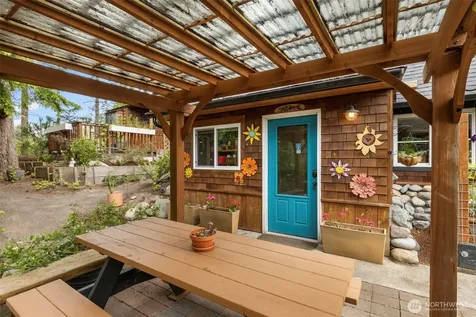 2437 Eddy Street Port Townsend WA 98368